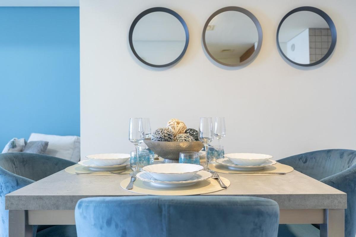Appartement Stunning 1-bedroom With Marina Views *