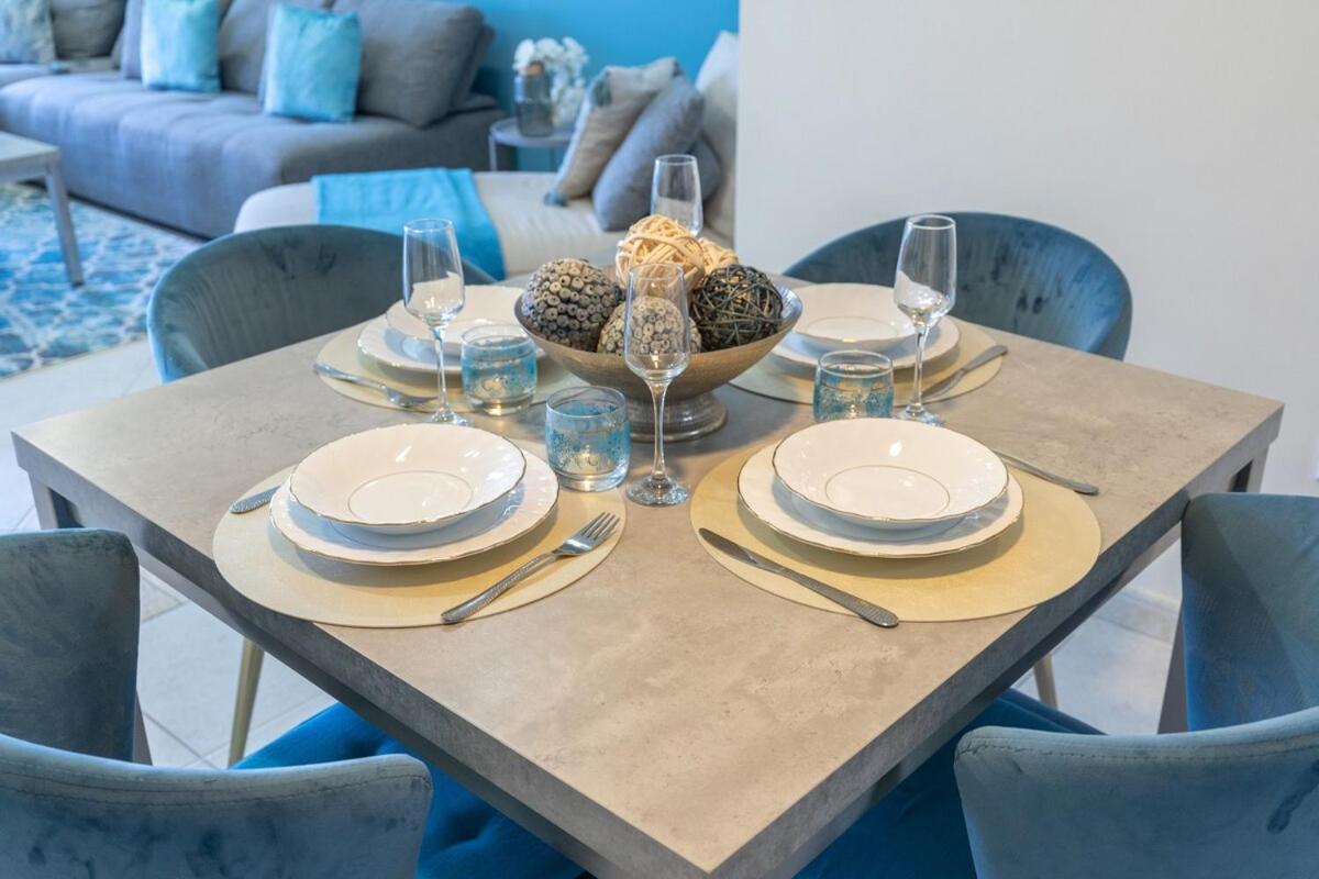 Apartment Stunning 1-bedroom With Marina Views Dubai