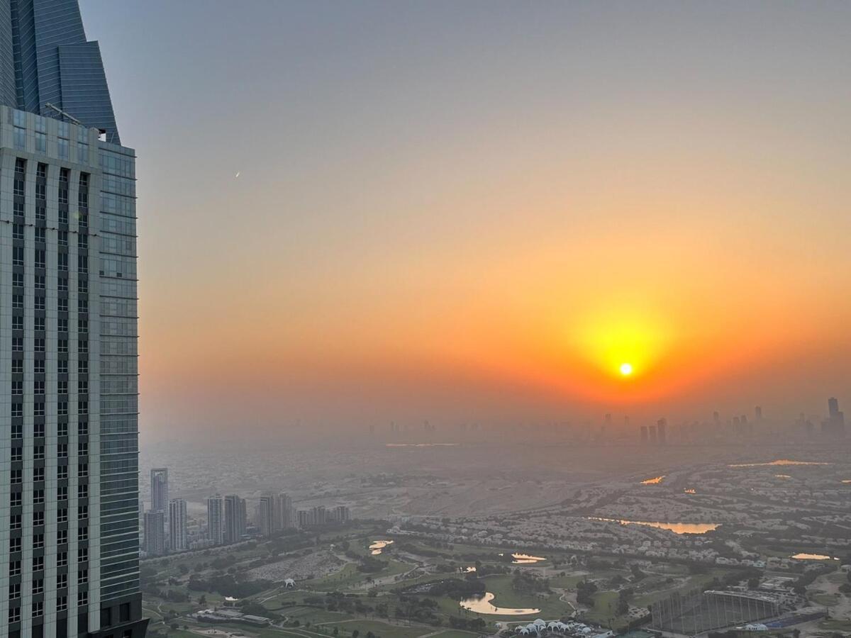Apartment Stunning 1-bedroom With Marina Views Dubai