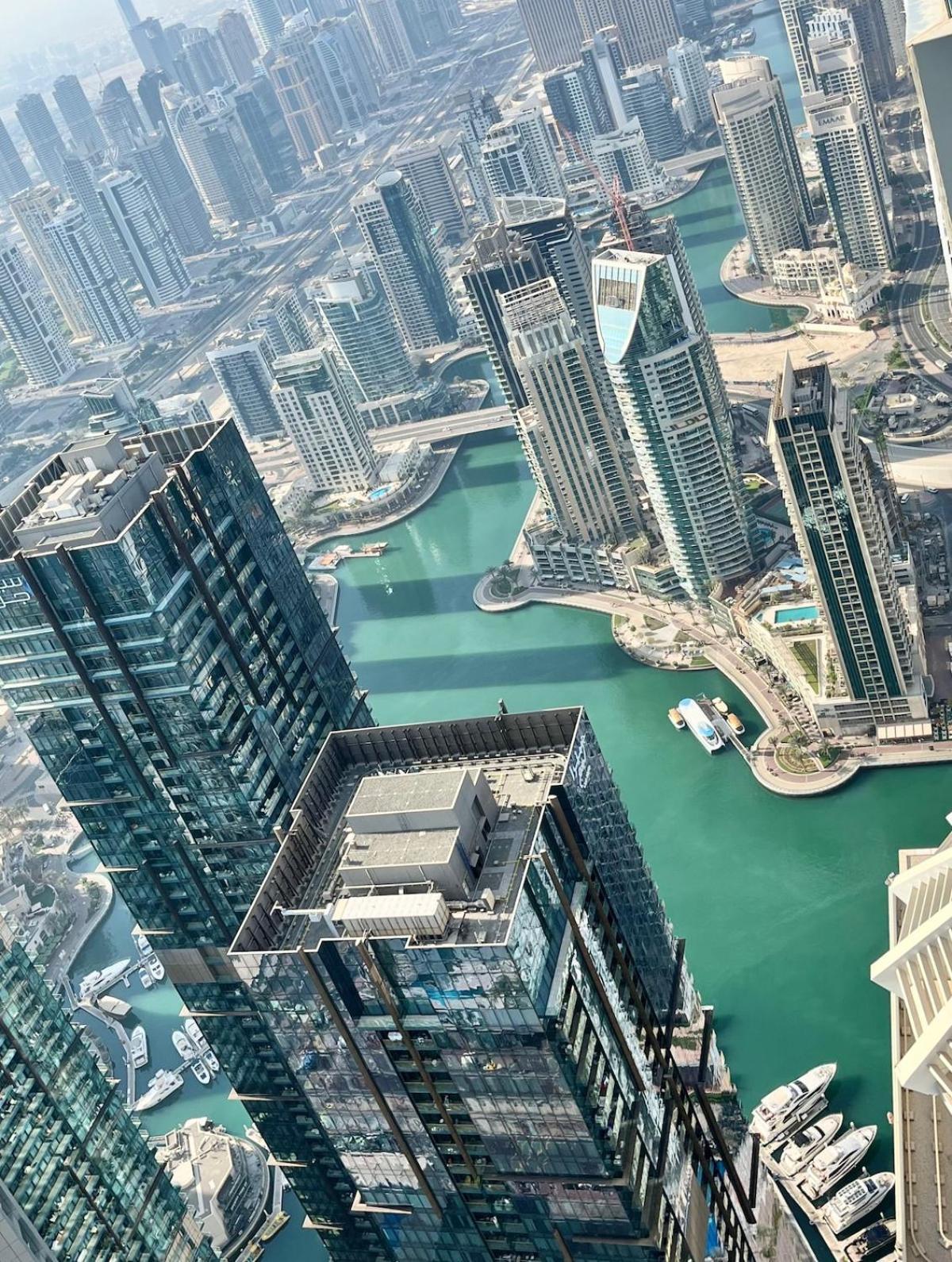 Stunning 1-bedroom With Marina Views Apartment Dubai